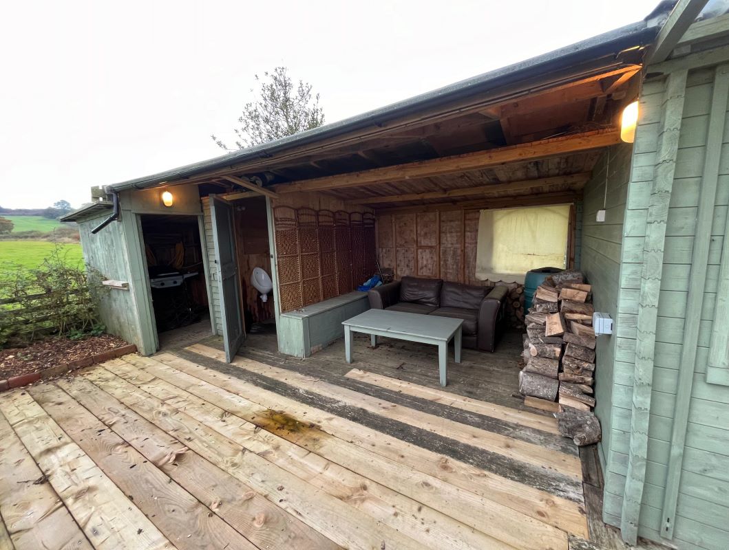 Land & Outbuildings Waltham Road, Branston, Leicestershire, NG32 1RY