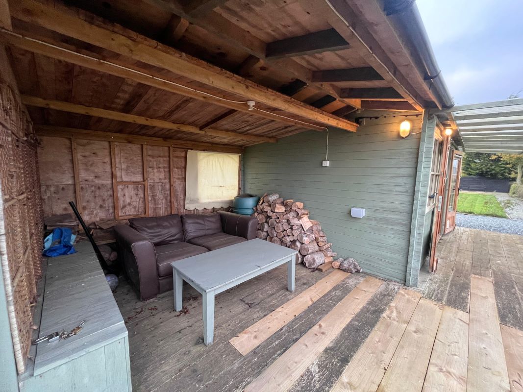Land & Outbuildings Waltham Road, Branston, Leicestershire, NG32 1RY