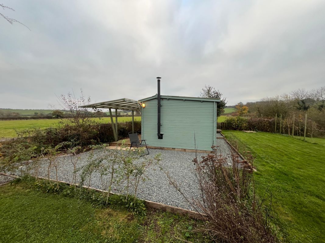 Land & Outbuildings Waltham Road, Branston, Leicestershire, NG32 1RY