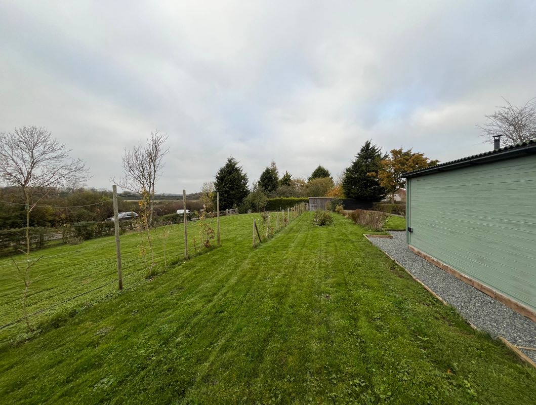 Land & Outbuildings Waltham Road, Branston, Leicestershire, NG32 1RY