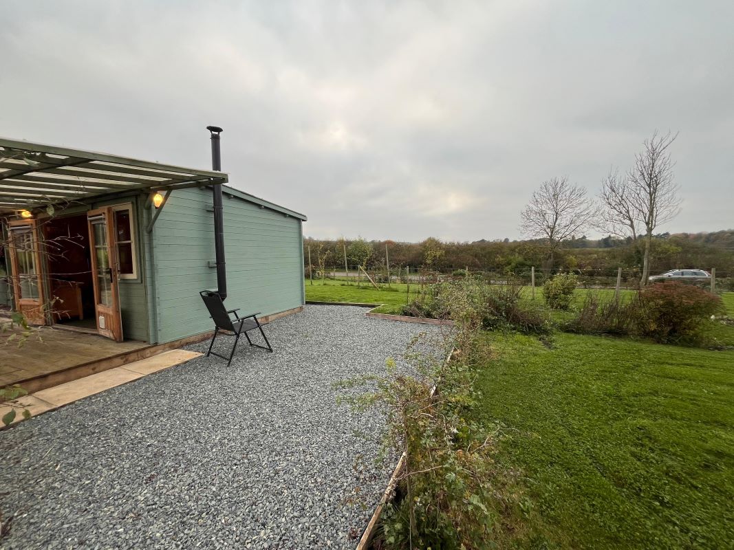 Land & Outbuildings Waltham Road, Branston, Leicestershire, NG32 1RY