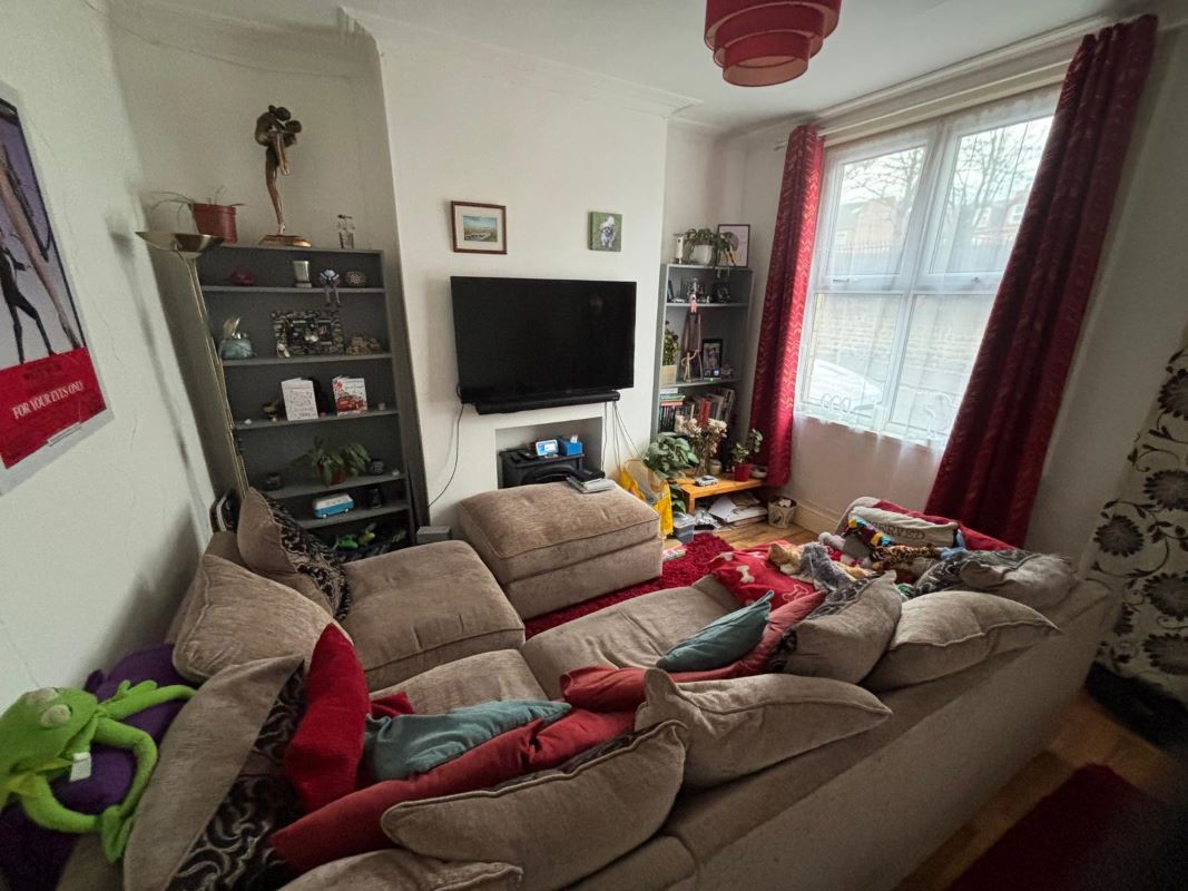 67 Lyndhurst Road, Sneinton, Nottingham, NG2 4FX