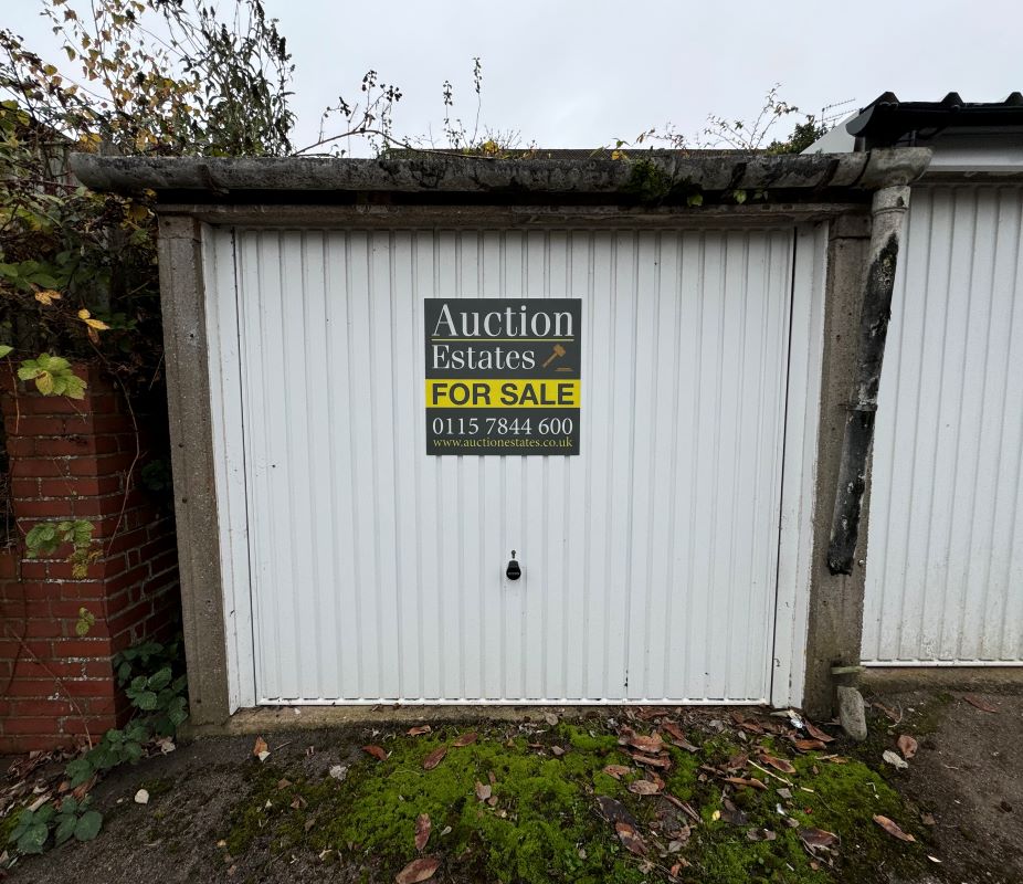 Lock-up Garage on Greendale Road, Coventry, West Midlands, CV5 8AZ