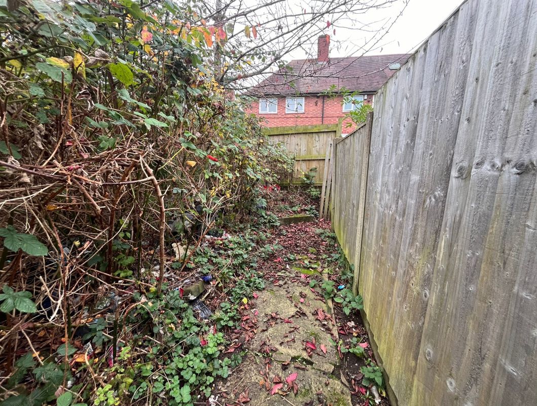 Land to the rear of, 3 Tiverton Close, Aspley, Nottingham, NG8 5LD