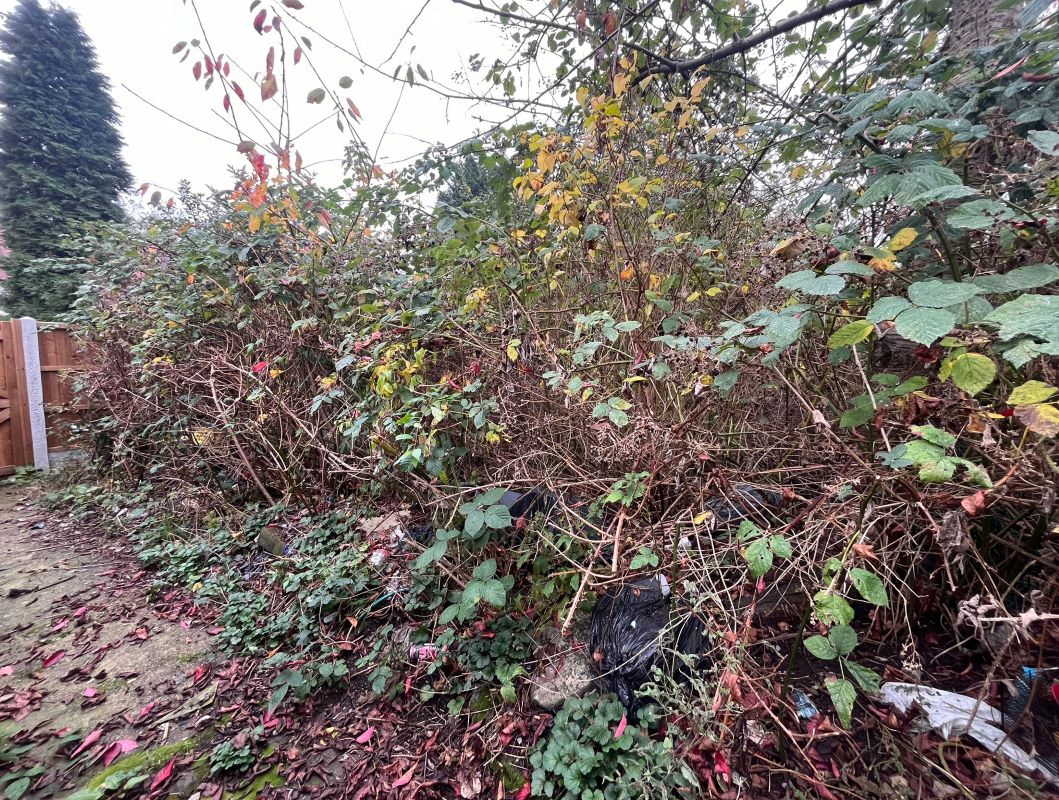 Land to the rear of, 3 Tiverton Close, Aspley, Nottingham, NG8 5LD