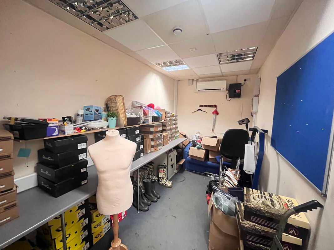 9-13 Burlington Street, Chesterfield, Derbyshire, S40 1RS