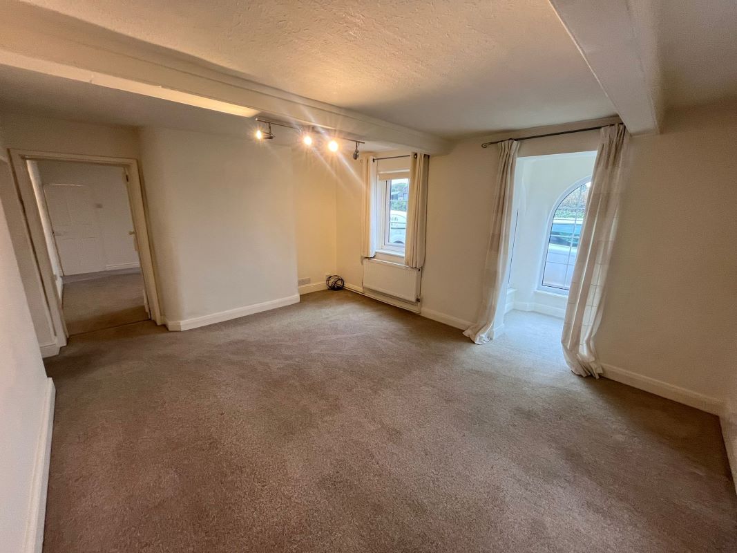 Corner House, Ollerton Road, Kelham, Newark, NG23 5QS