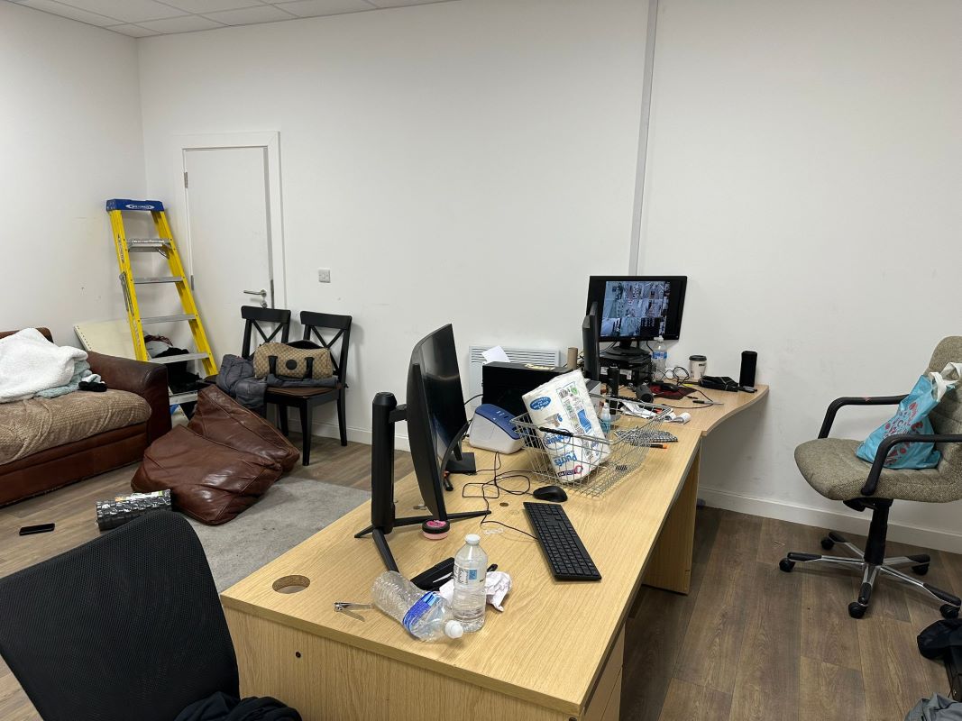 108-110 New Street, Huddersfield, West Yorkshire, HD1 2UD