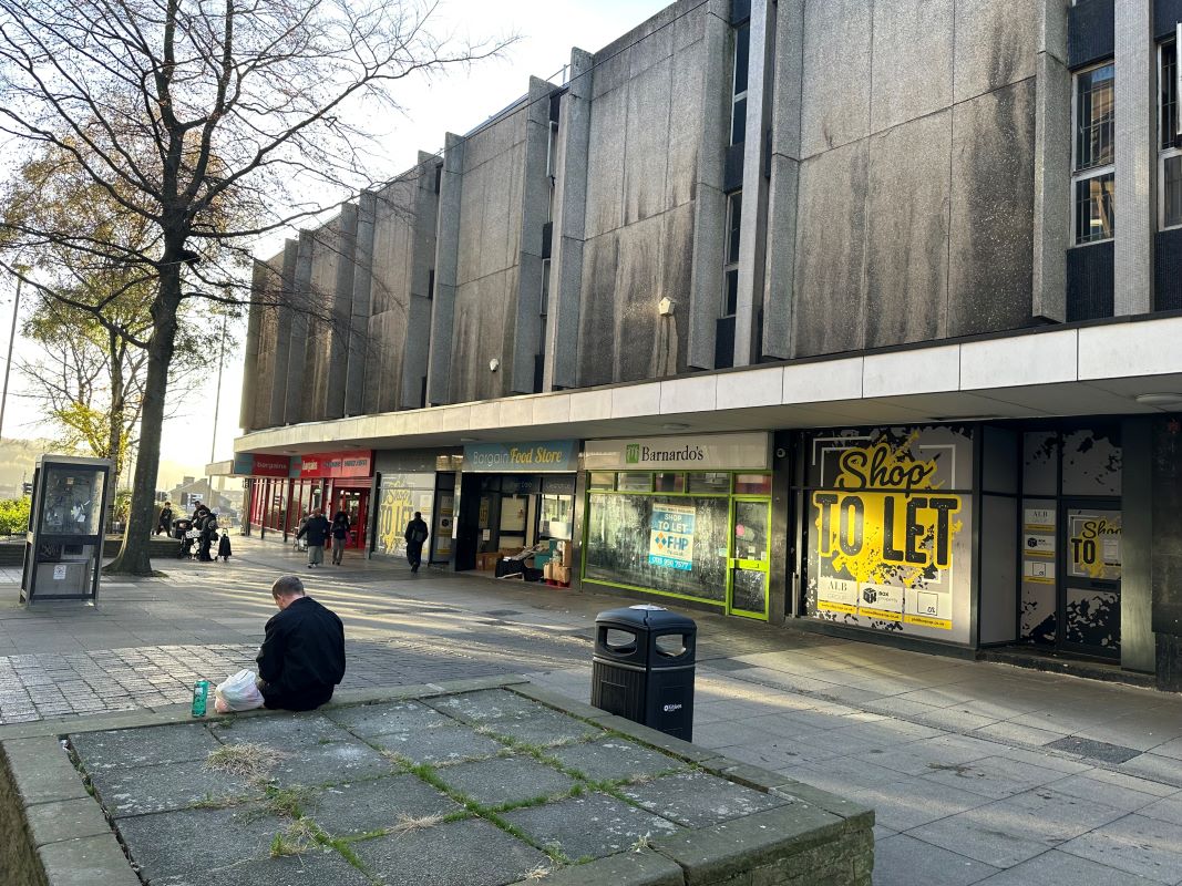 108-110 New Street, Huddersfield, West Yorkshire, HD1 2UD