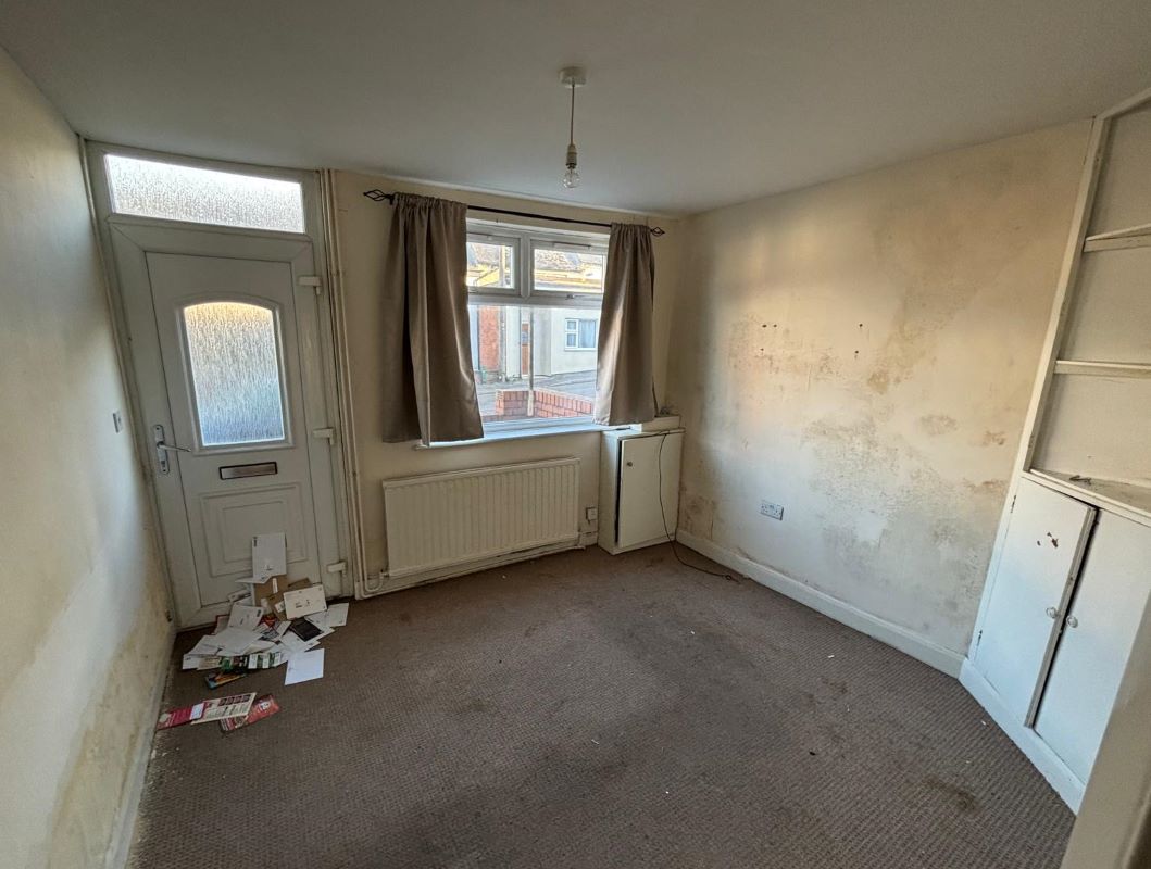 55 High Street, Heanor, Derbyshire, DE75 7EX