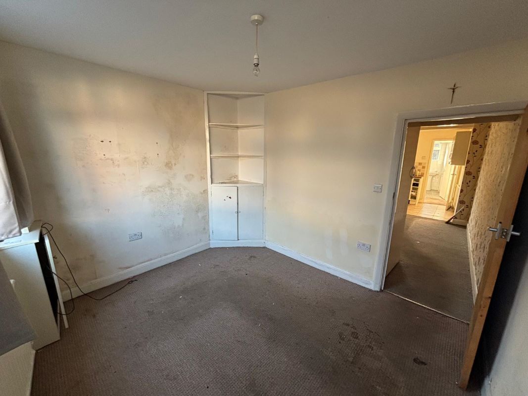 55 High Street, Heanor, Derbyshire, DE75 7EX