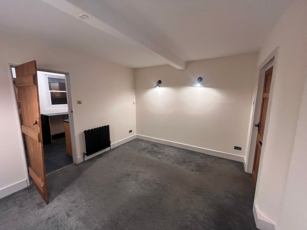77 King Street, Southwell, Nottinghamshire, NG25 0EX