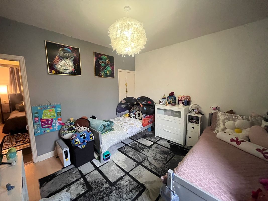 8 Bradbury Street, Nottingham, Nottinghamshire, NG2 4AZ