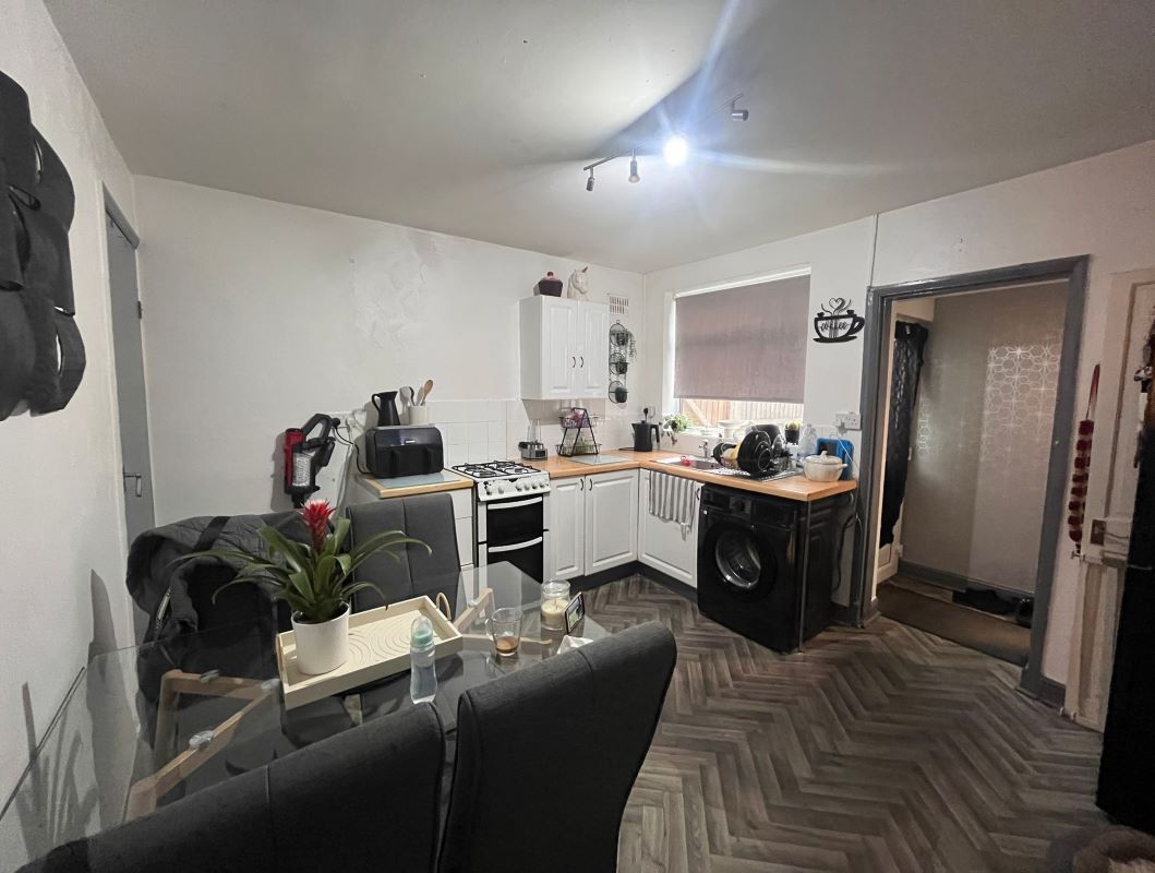 8 Bradbury Street, Nottingham, Nottinghamshire, NG2 4AZ