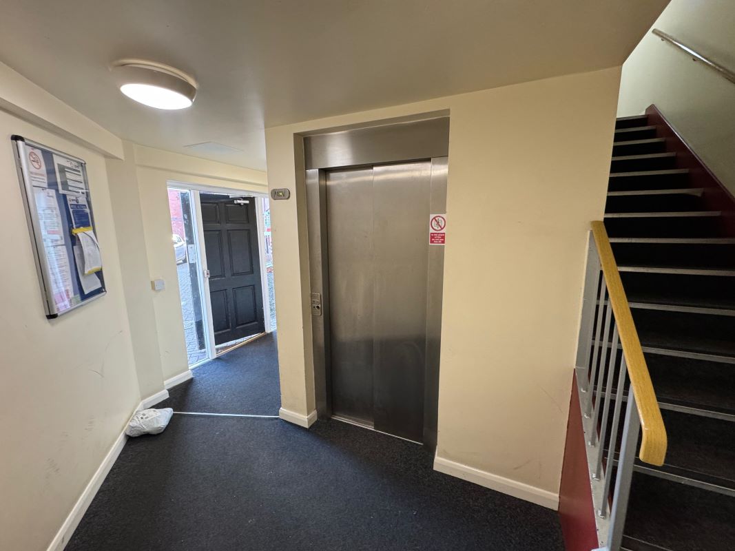 Flat 9 Royal Victoria Court, Gamble Street, Nottingham, NG7 4ET