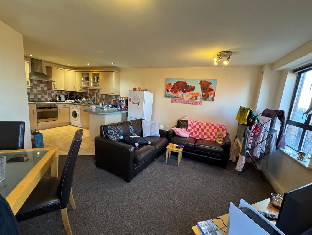 Flat 9 Royal Victoria Court, Gamble Street, Nottingham, NG7 4ET