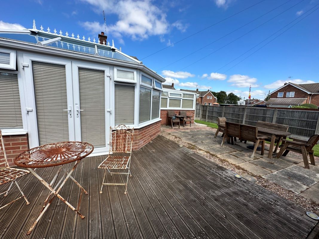 2 Derwent Way, Newark, Nottinghamshire, NG24 2HB