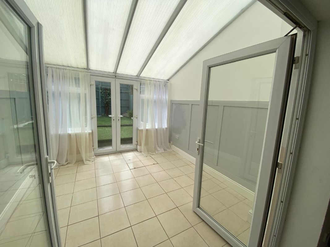 91 Foxhill Road, Carlton, Nottingham, NG4 1QS