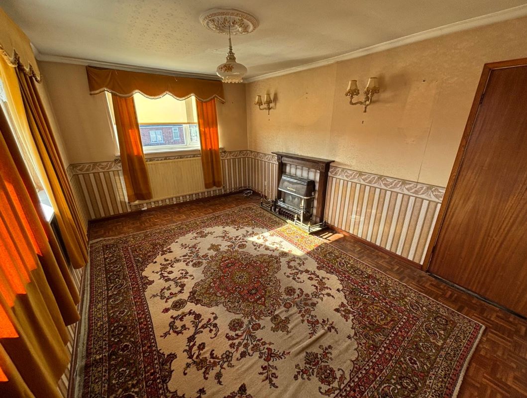 27 Cromford Avenue, Carlton, Nottingham, NG4 3RU
