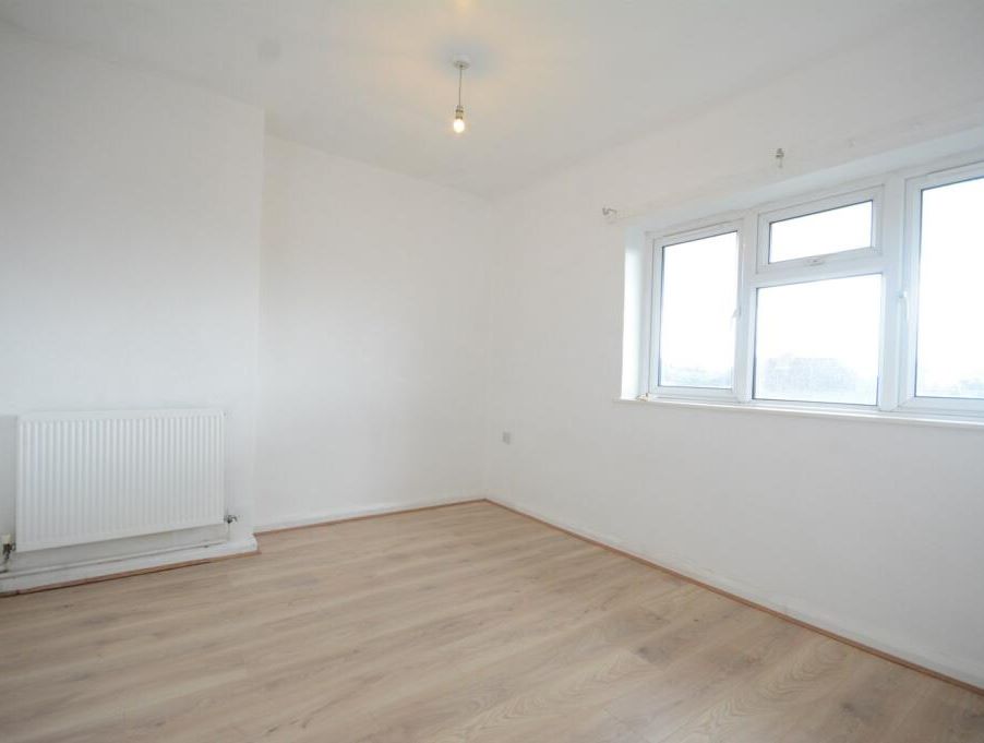 26 Leybourne Drive, Nottingham, NG5 5GQ