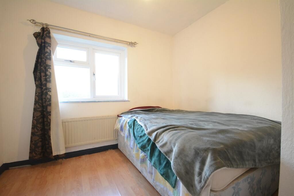 26 Leybourne Drive, Nottingham, NG5 5GQ