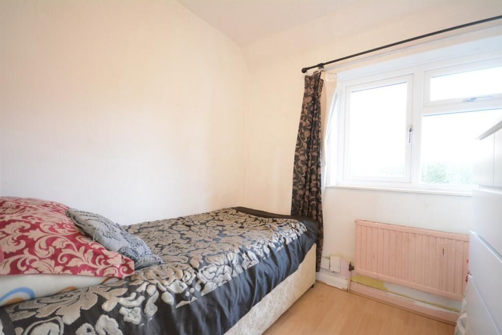 26 Leybourne Drive, Nottingham, NG5 5GQ