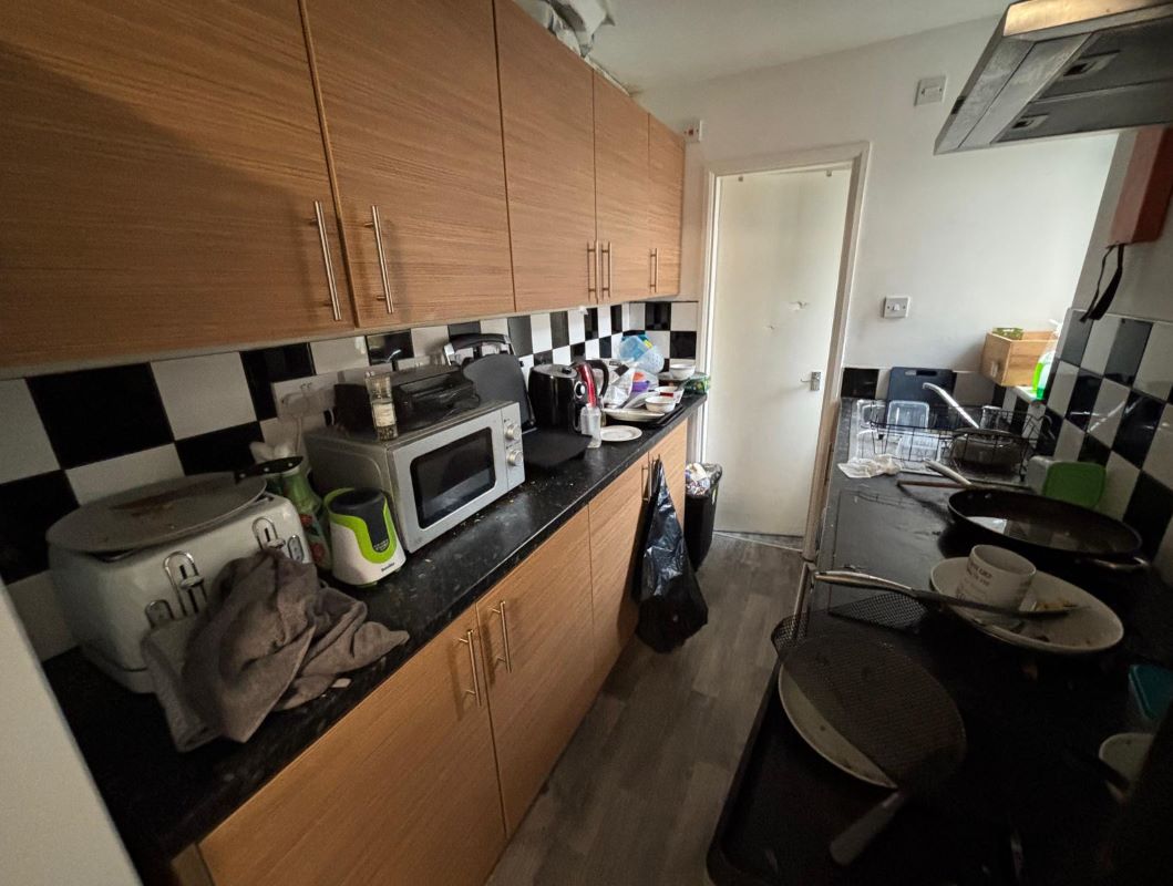 37 Cromwell Street, Nottingham, NG7 4GL