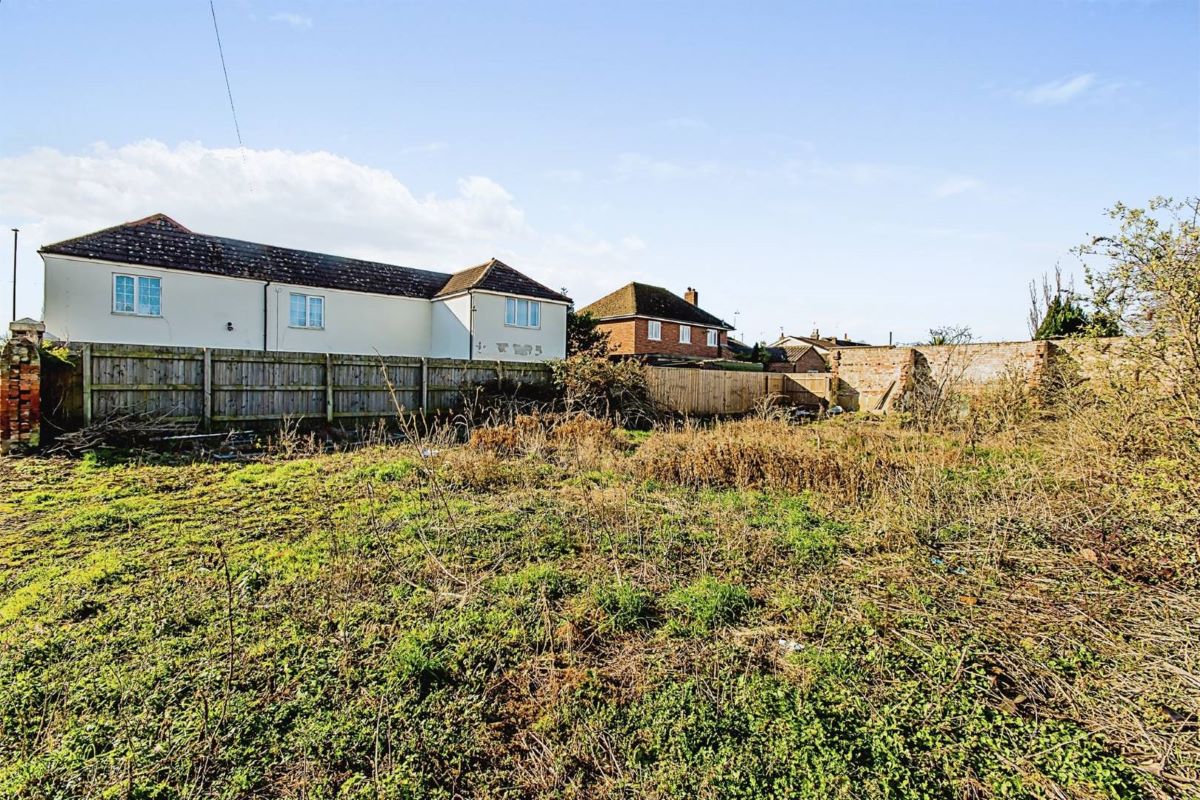 Building Plot on Gas House Lane, Sutton Bridge, Spalding, Lincolnshire, PE12 9SP