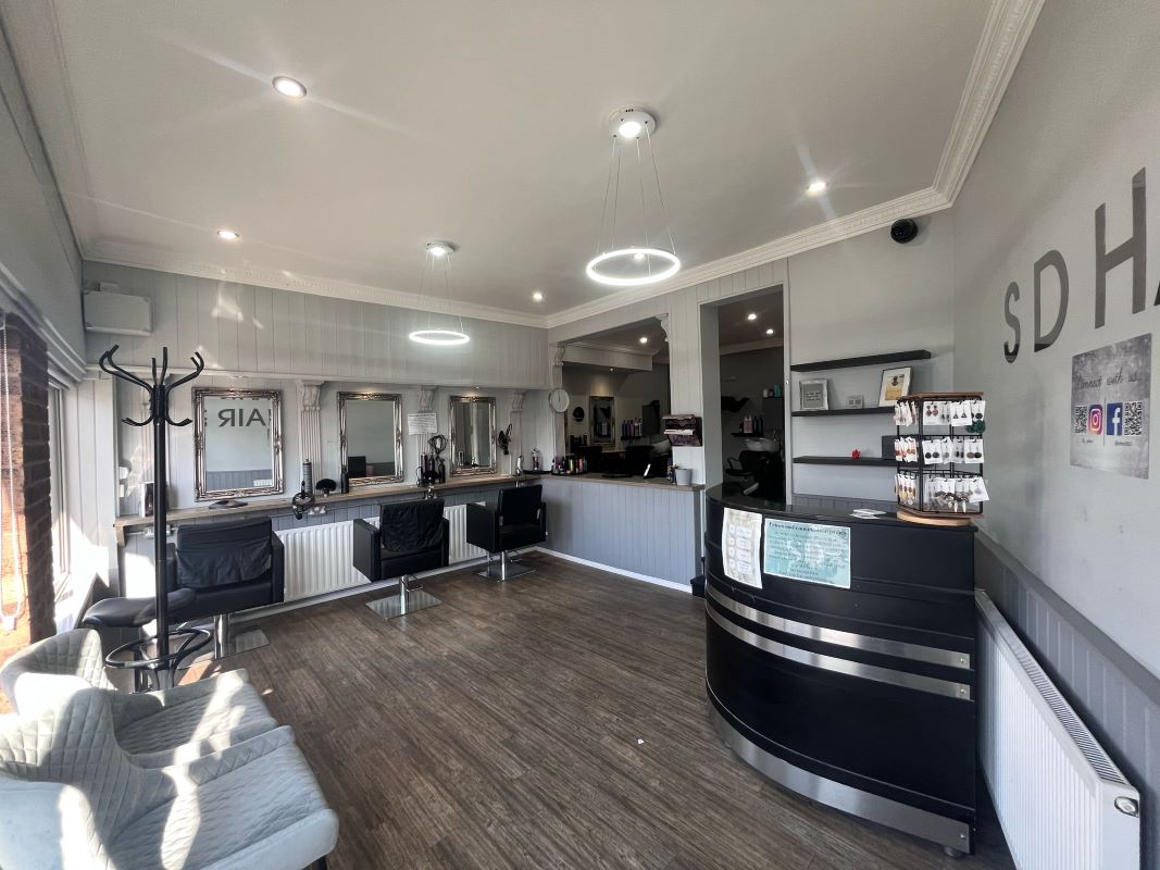 260 Highbury Road, Nottingham, NG6 9FE