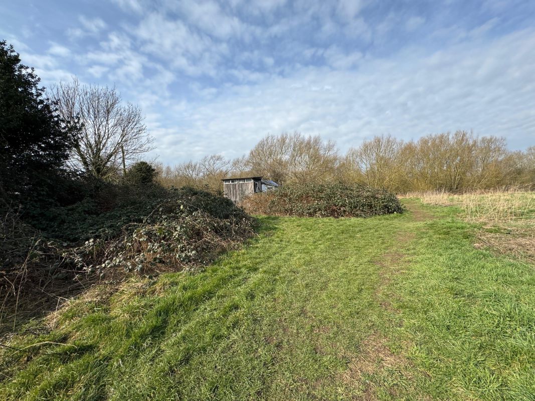 0.75 acres of Land off Tamworth Road, Sawley, Derbyshire, NG10 3AU