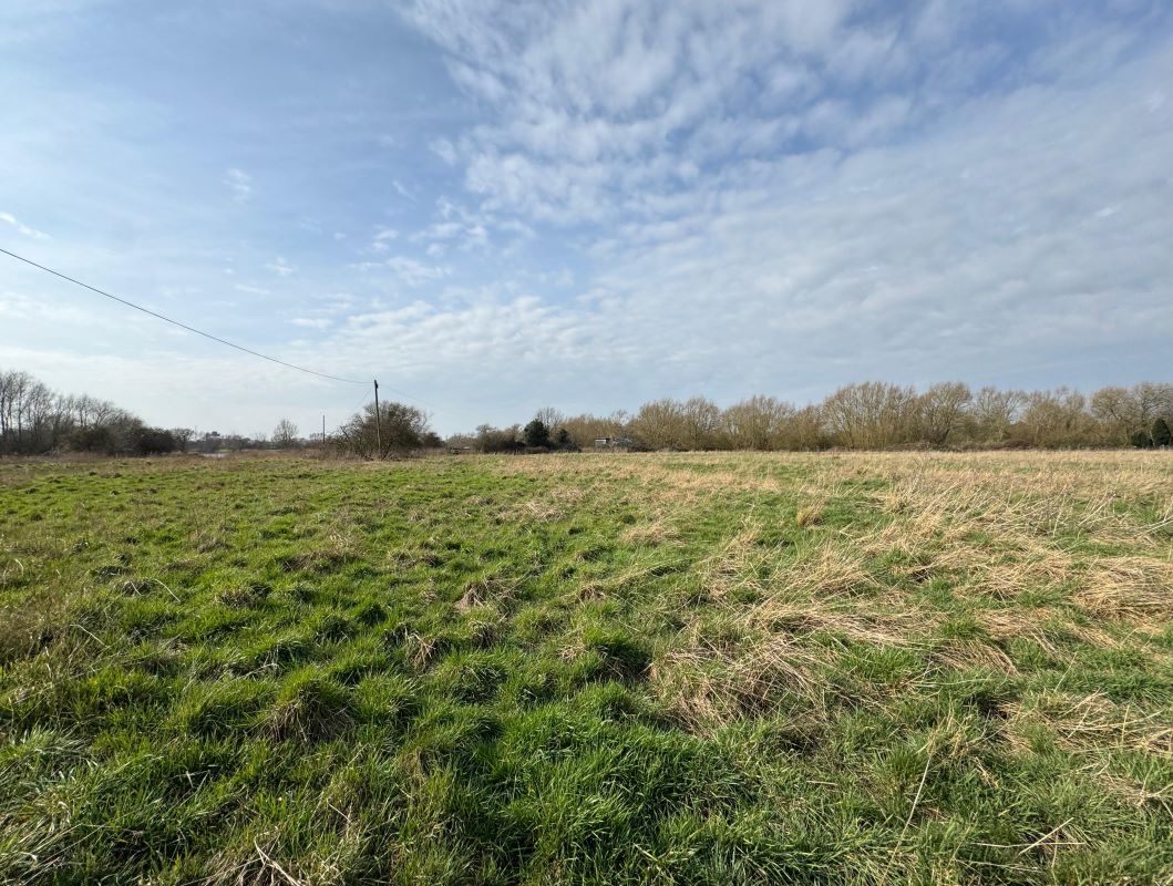 0.75 acres of Land off Tamworth Road, Sawley, Derbyshire, NG10 3AU