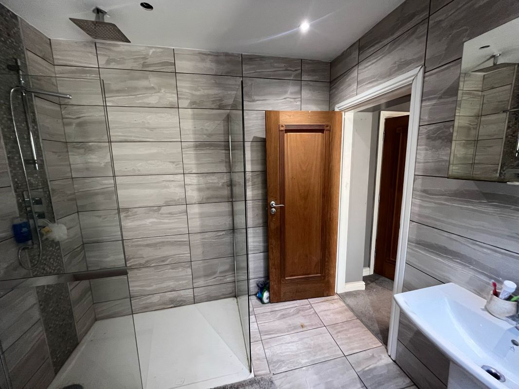 146 Lambley Lane, Burton Joyce, Nottingham, NG14 5BN