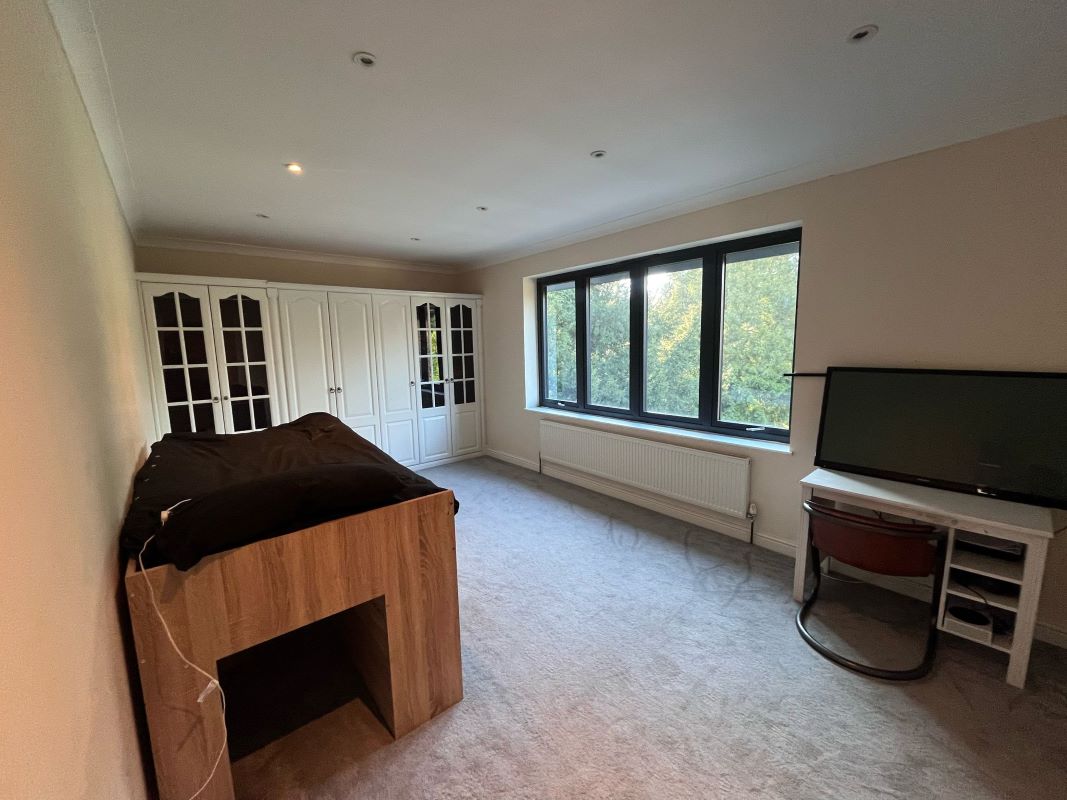 146 Lambley Lane, Burton Joyce, Nottingham, NG14 5BN