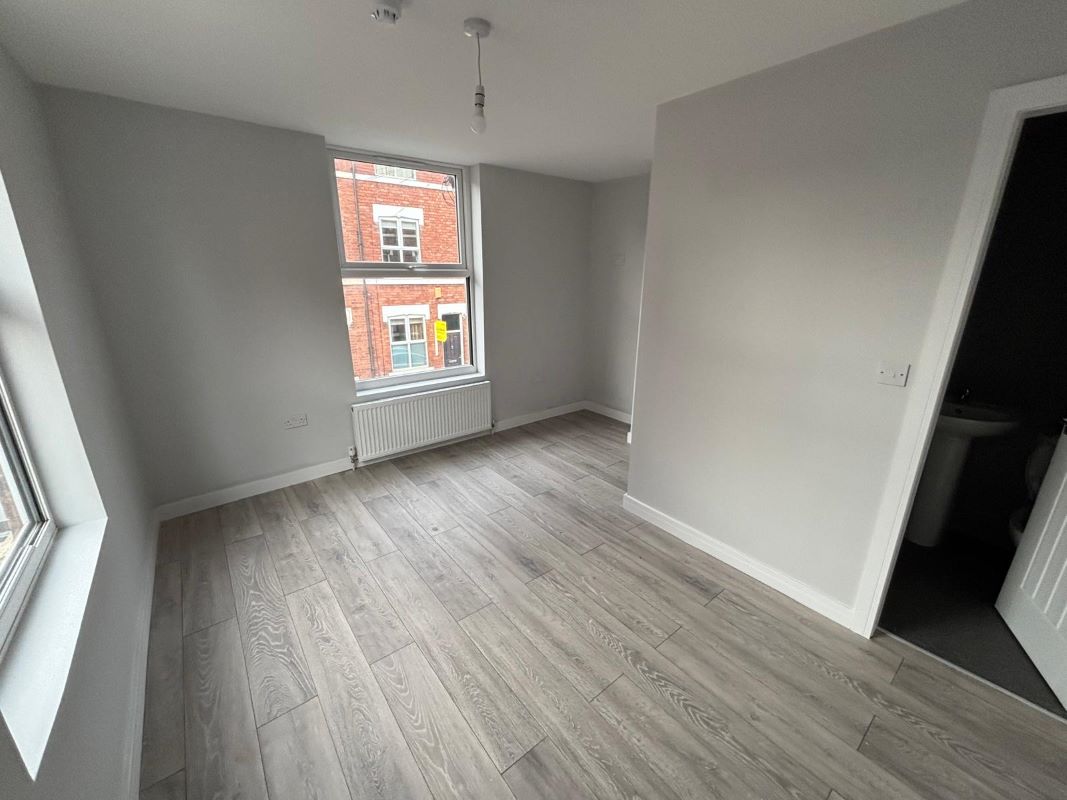 6 Sherbrooke Road, Nottingham, NG5 2BE