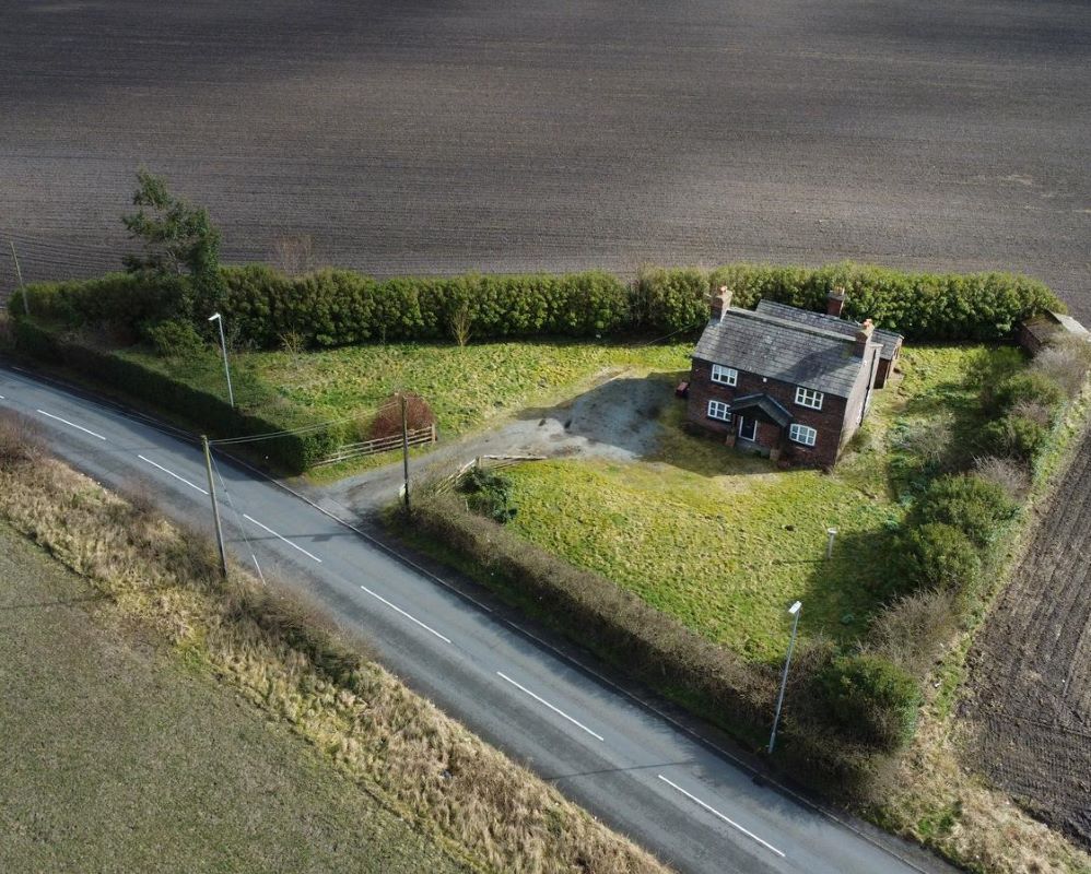 1-2 Strawberry Cottage, Knowsley Lane, Prescot, Knowsley, L34 8HA