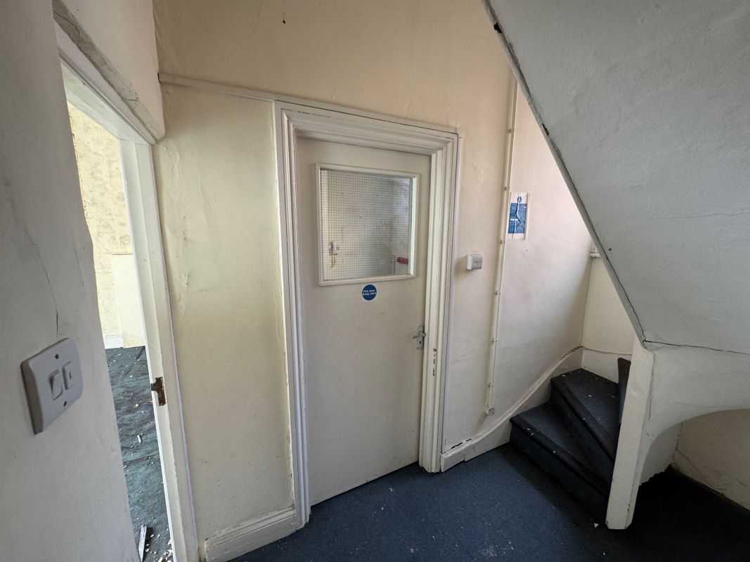 10-12 Lister Gate, Nottingham, NG1 7DD