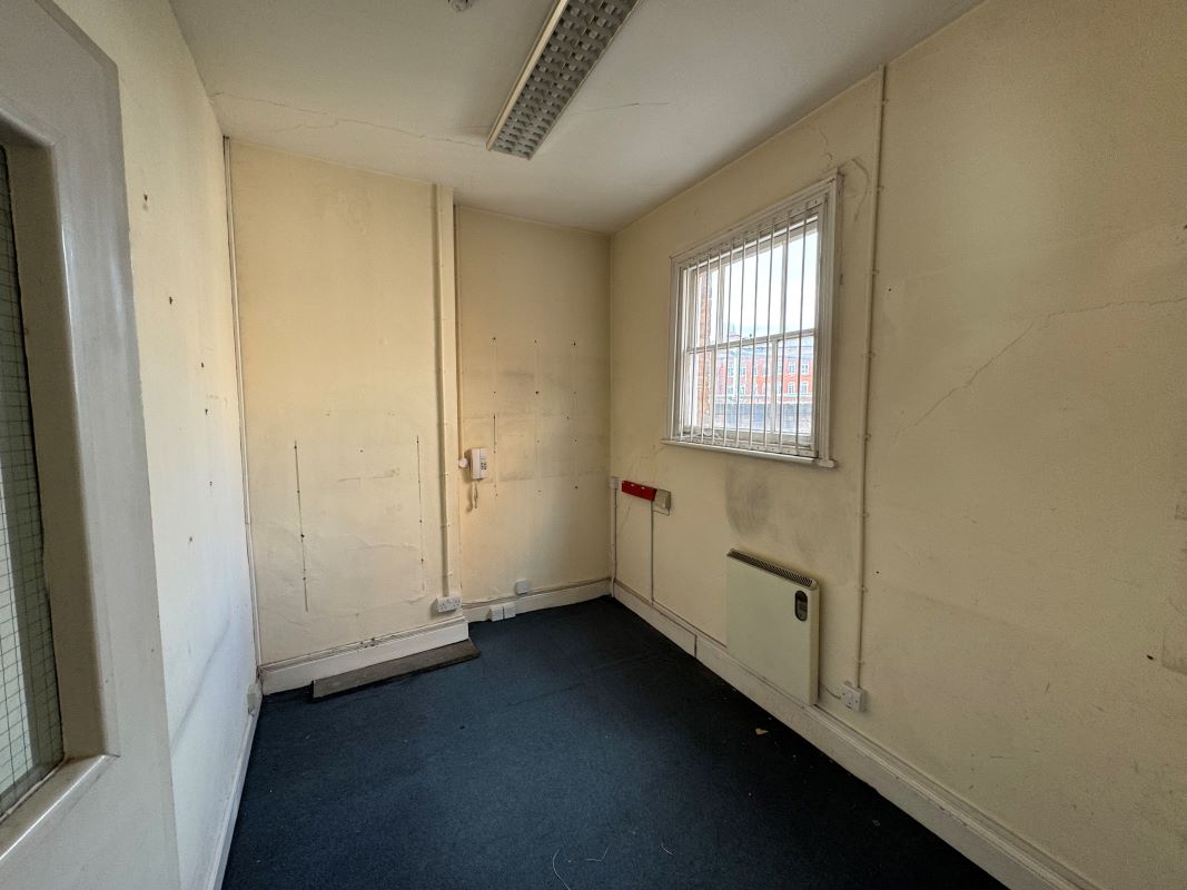 10-12 Lister Gate, Nottingham, NG1 7DD