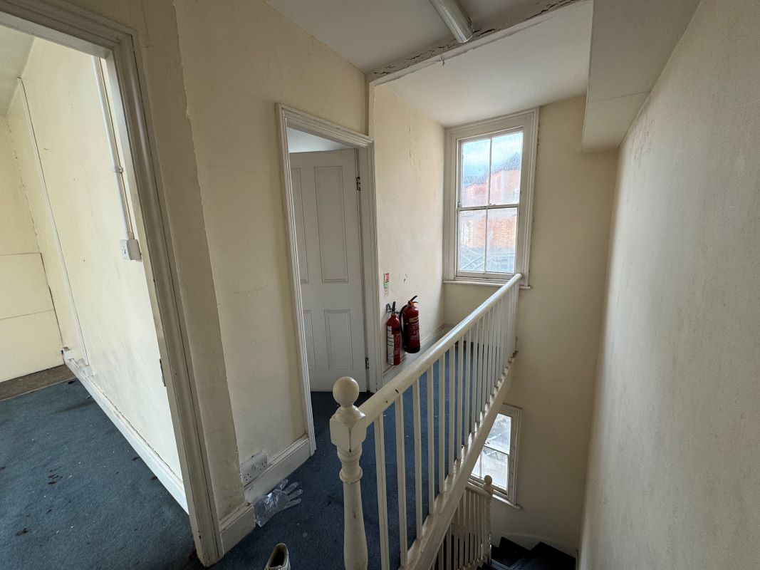 10-12 Lister Gate, Nottingham, NG1 7DD