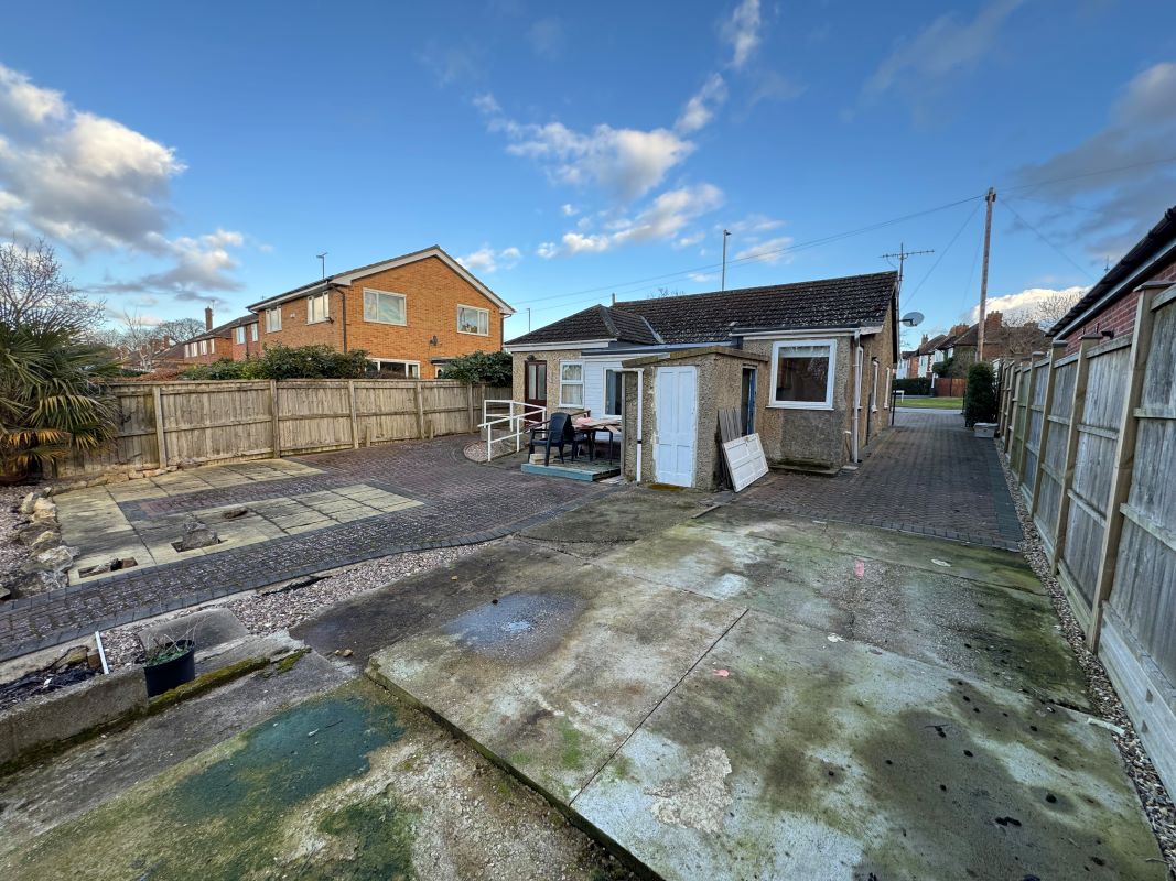 135 Belton Lane, Grantham, Lincolnshire, NG31 9HW