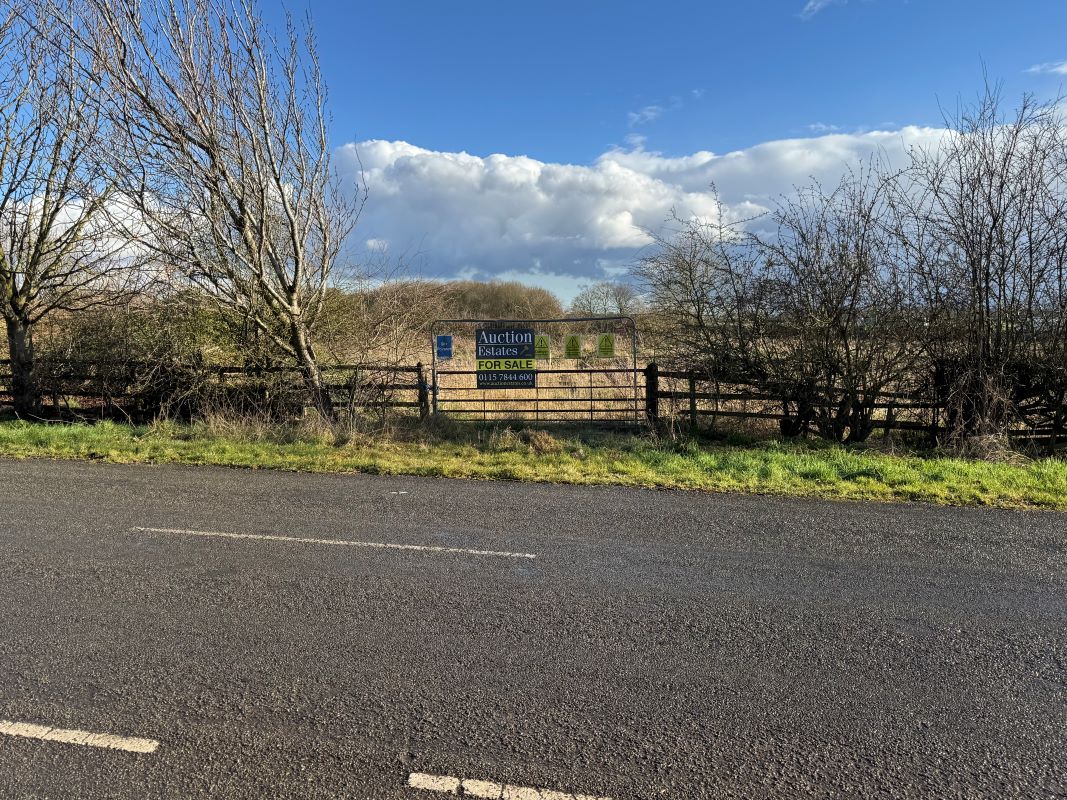 0.95 Acres of Development Land off Old Grantham Road, Whatton, Nottinghamshire, NG13 9FX