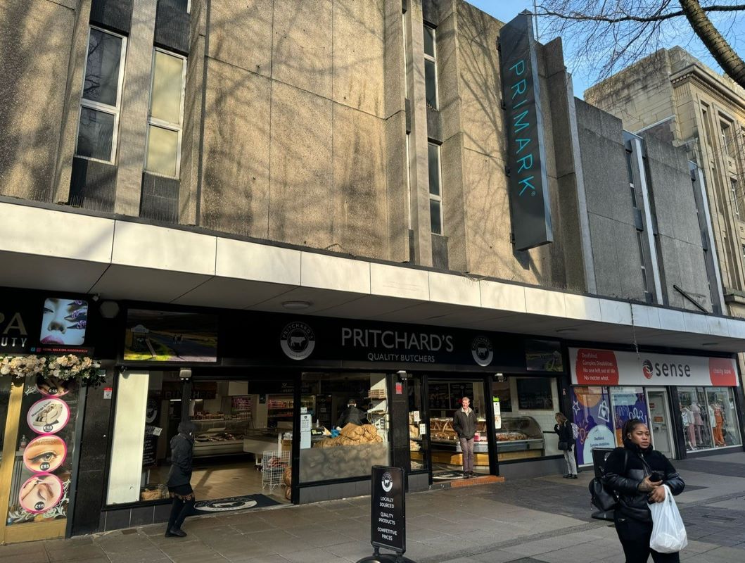 72/74 New Street, Huddersfield, West Yorkshire, HD1 2TR