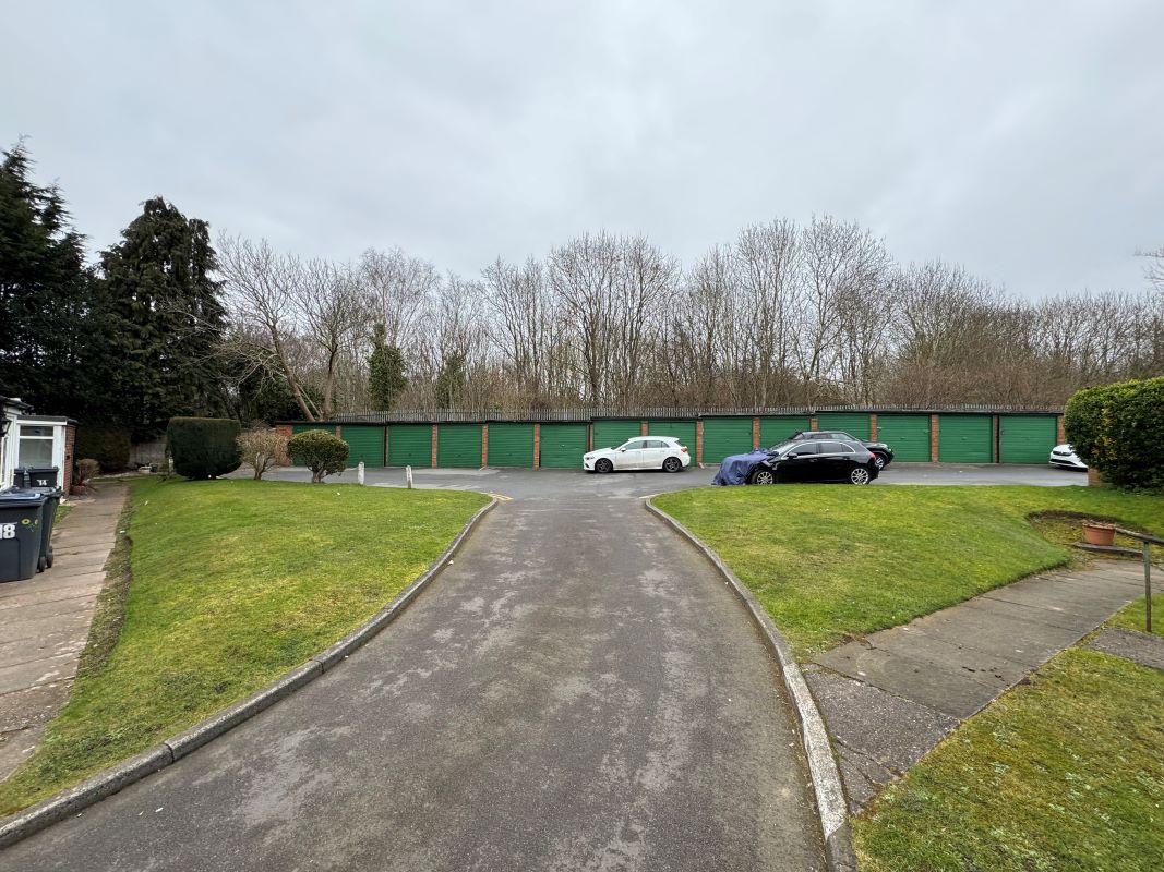 33 lock-up garages Beasley Grove, Birmingham, West Midlands, B43 7HG