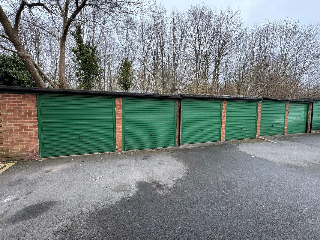 33 lock-up garages Beasley Grove, Birmingham, West Midlands, B43 7HG