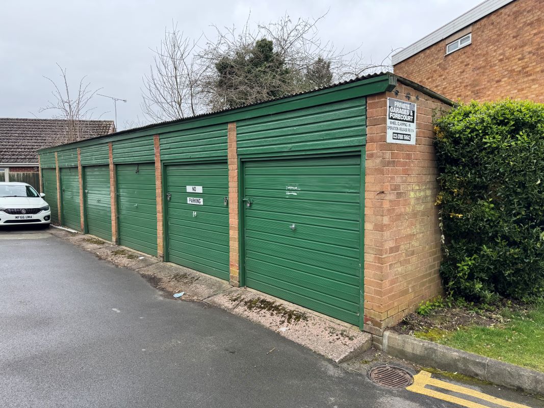 33 lock-up garages Beasley Grove, Birmingham, West Midlands, B43 7HG