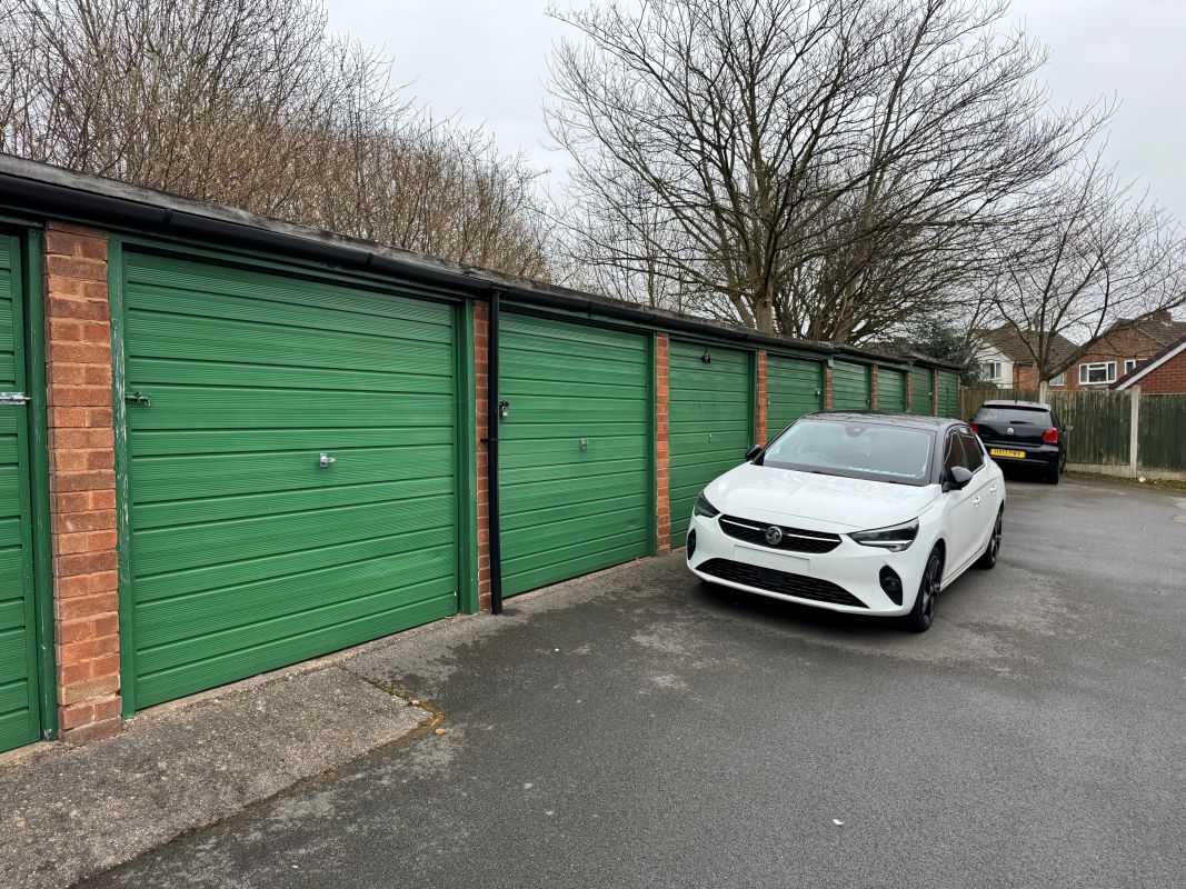 33 lock-up garages Beasley Grove, Birmingham, West Midlands, B43 7HG