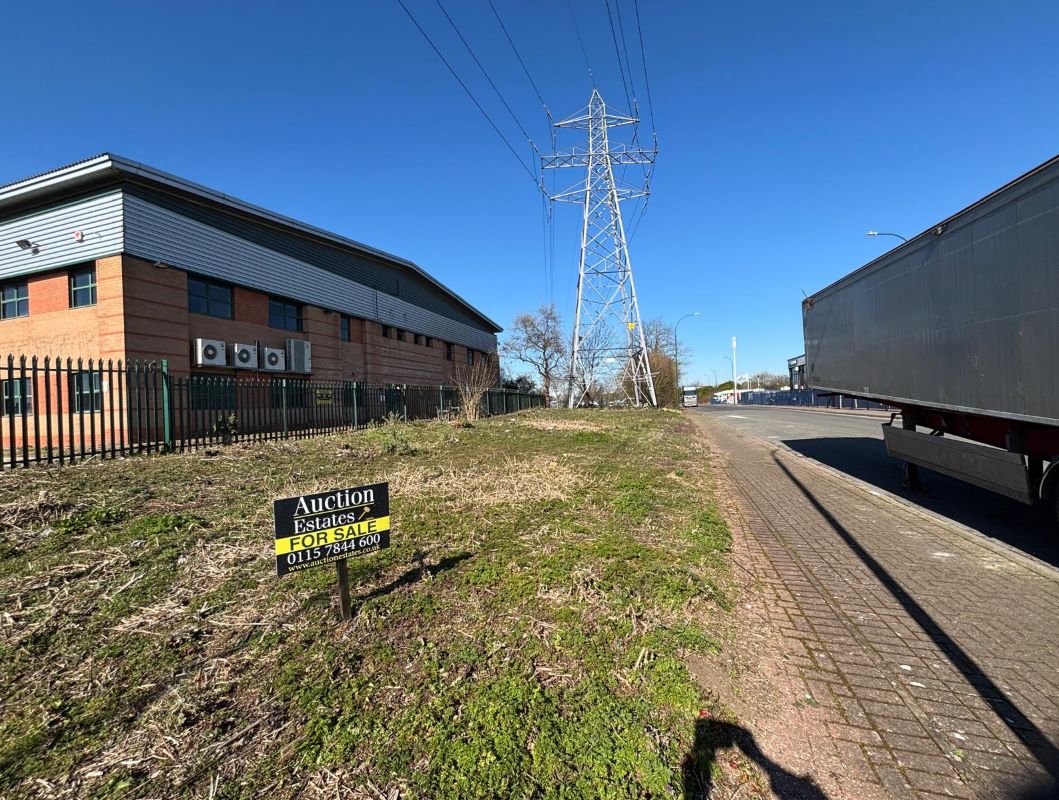 6 Parcels of Land off Rennie Hogg Road & Queens Drive, Nottingham, NG2 1RX