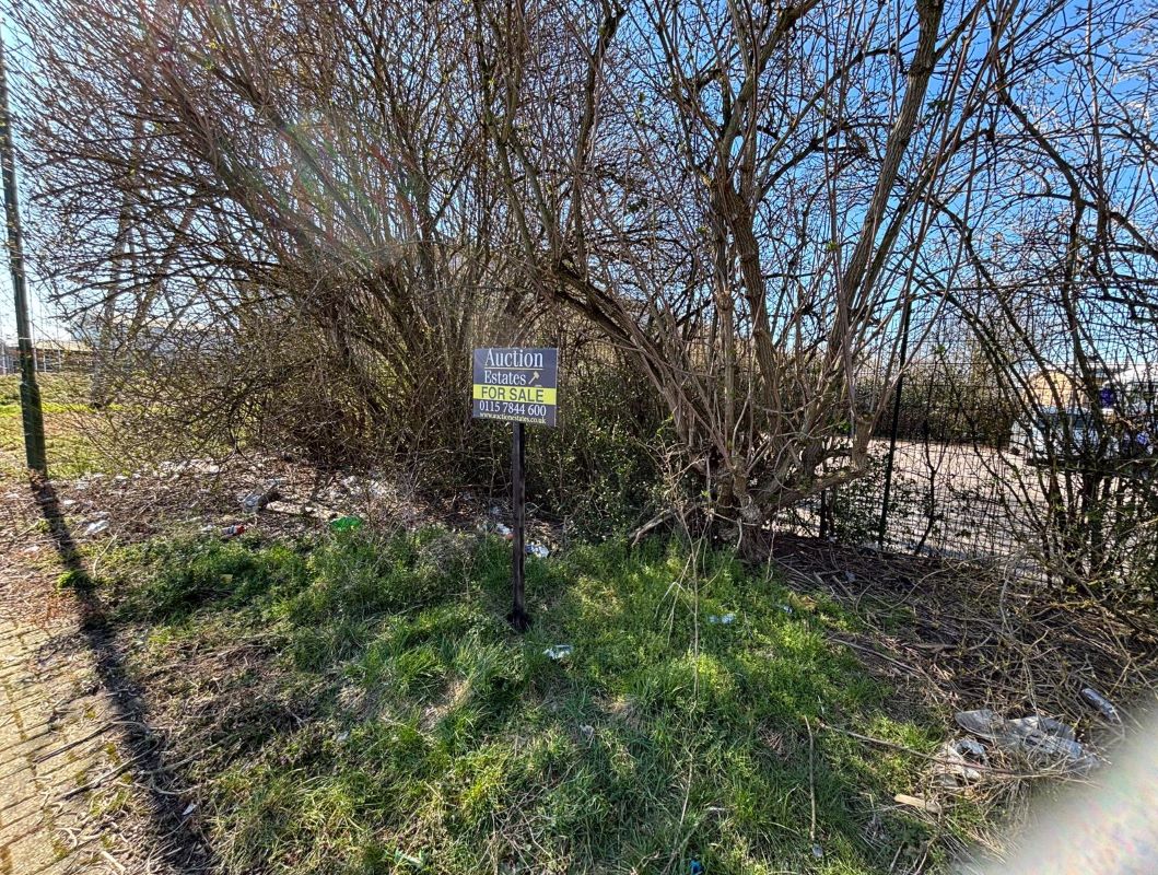 6 Parcels of Land off Rennie Hogg Road & Queens Drive, Nottingham, NG2 1RX