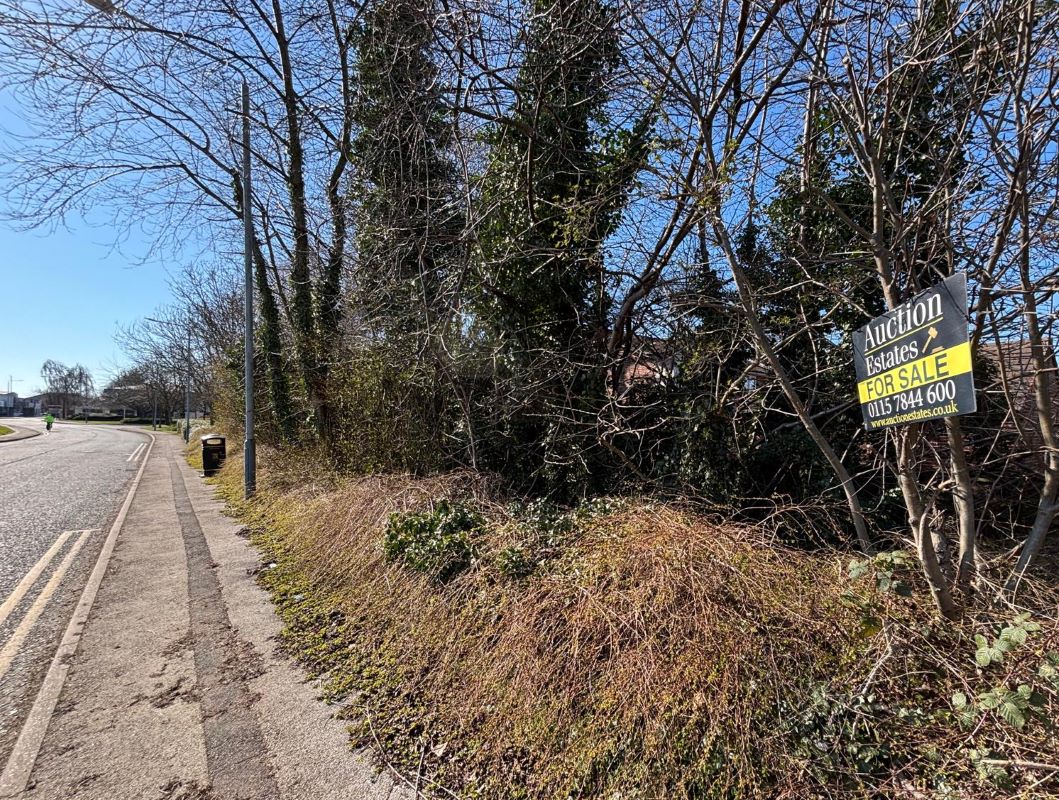 Land on Padge Road, Beeston, Nottingham, NG9 2JR