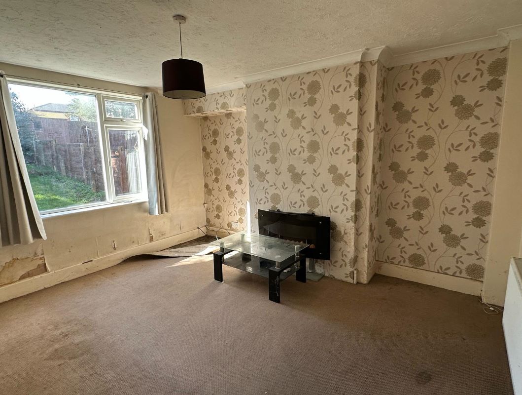 125 Nottingham Road, Basford, Nottingham, NG7 7AY