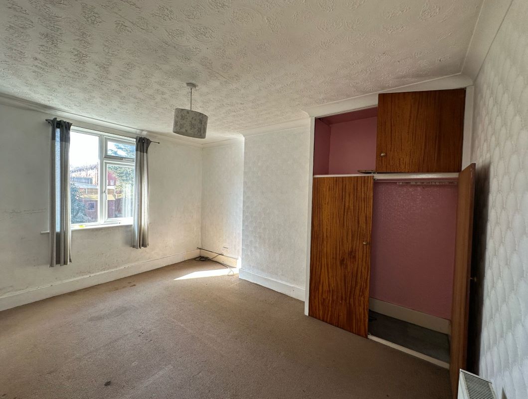125 Nottingham Road, Basford, Nottingham, NG7 7AY